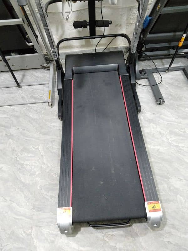 UAE IMPORT TREADMILL HEAVY DUTY AUTO INCLINE WITH MASSAGER 13