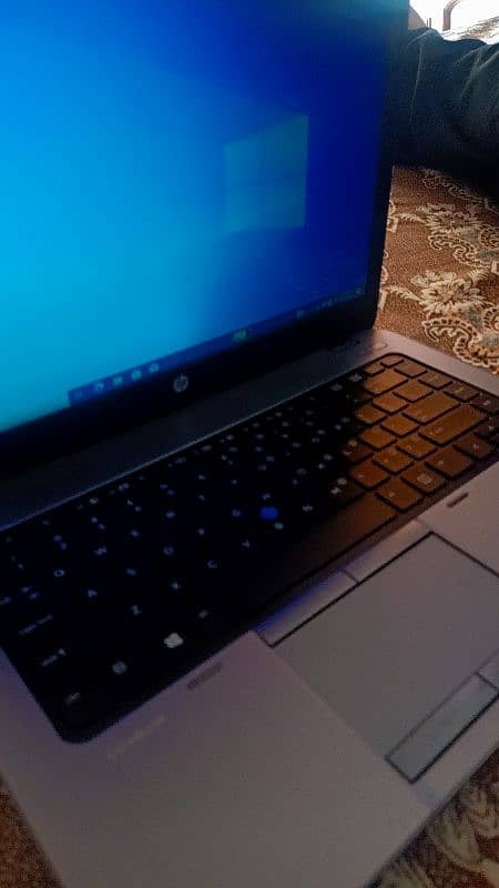 I have Hp Laptop i5 4th gen 128 ssd 320 hard disk i used it personally 5