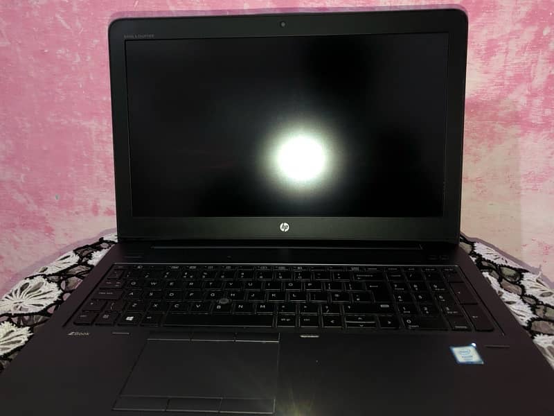 HP zeebook 16 GB Ram , 1500 GB Hard disk ,4 GB grafixcard ,256GB SSD 1