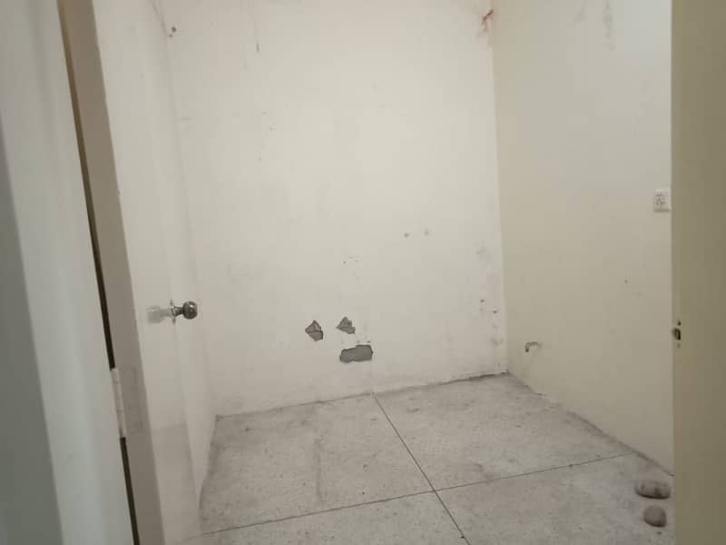 1 Kanal Lower Portion with Basement Available for Rent in X Block Phase 3 DHA Lahore 9