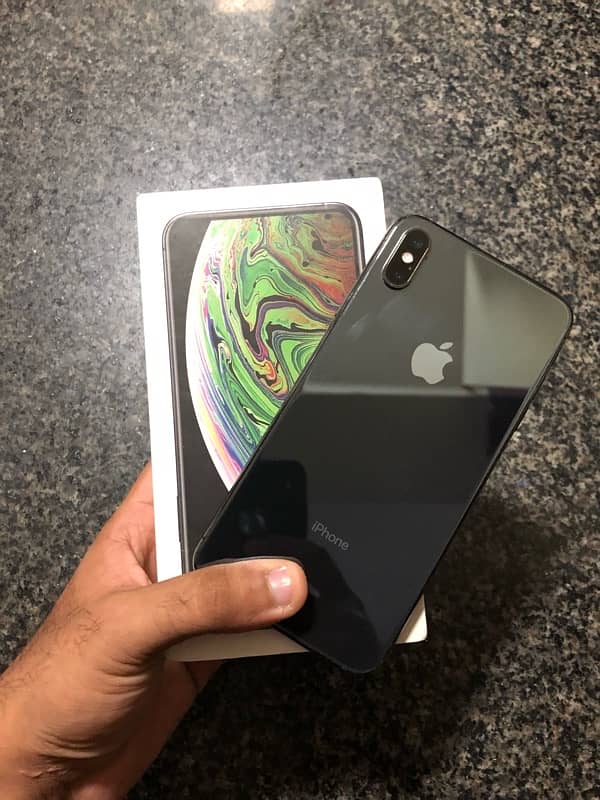 IPhone XS max 256gb pta approved 0