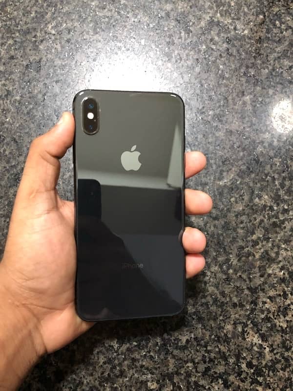 IPhone XS max 256gb pta approved 1