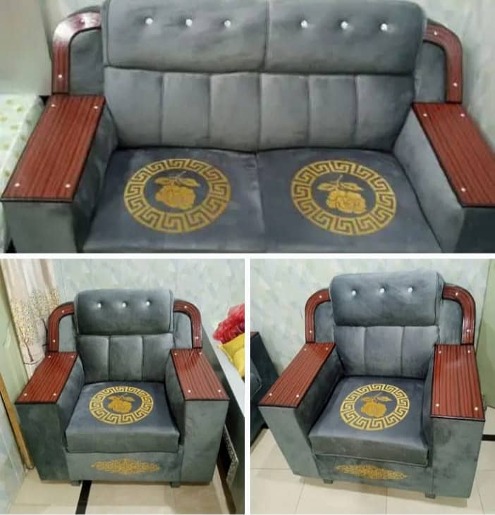 sofa set with two chairs 0