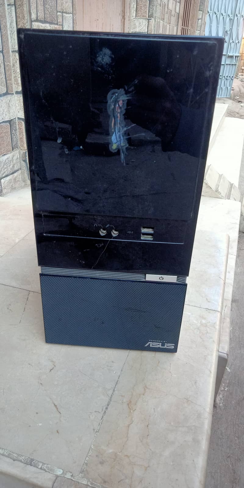 A customizable  PC ready for sale 3