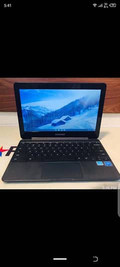 Samsung chrome book 4 in new condition