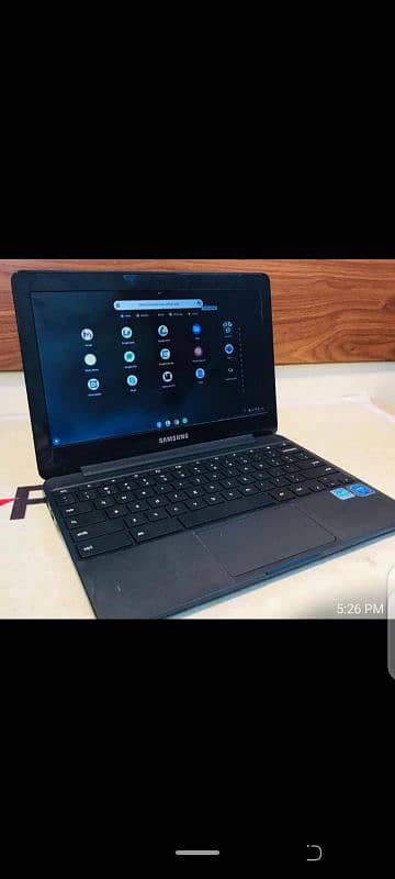 Samsung chrome book 4 in new condition. GAMES ALL SPORTED WHATSAPP BHI 1