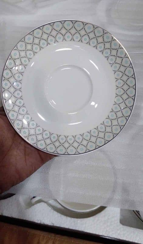 4 different dinner set brand new untouch available now for sale 13