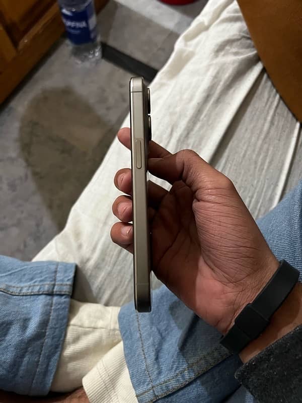 iphone 15 pro 256gb non pta 3