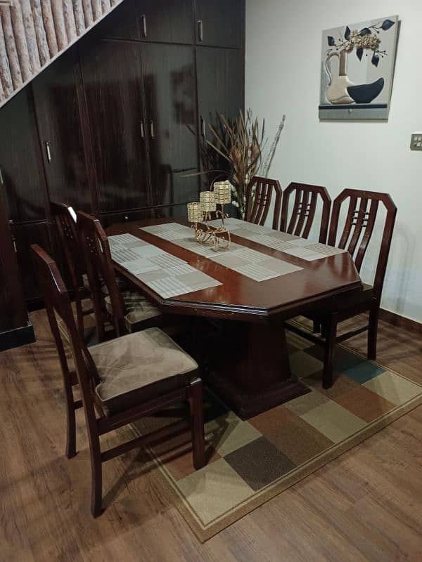 Dining Table with 6 chairs 4