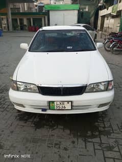 Nissan Sunny 2000