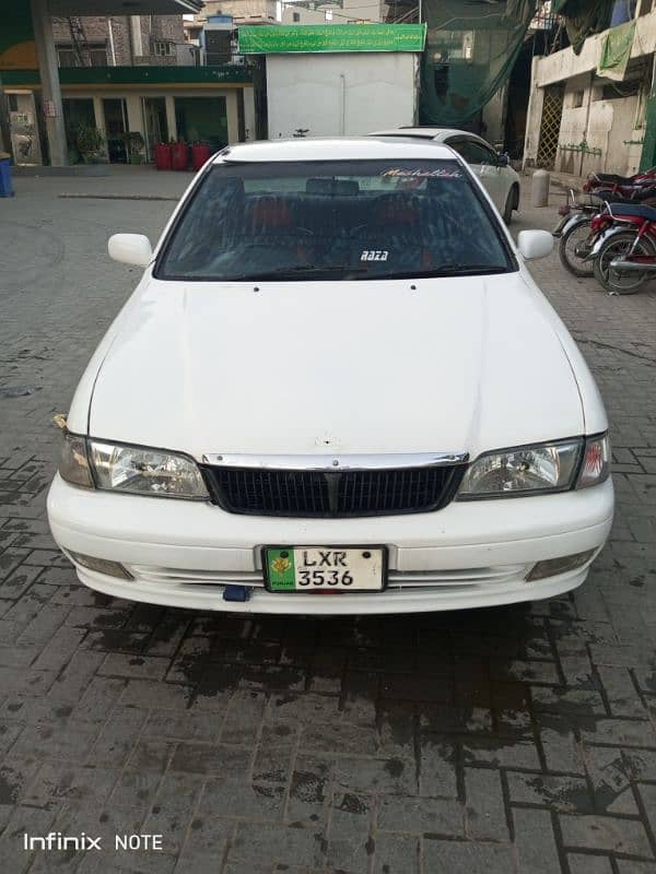 Nissan Sunny 2000 0