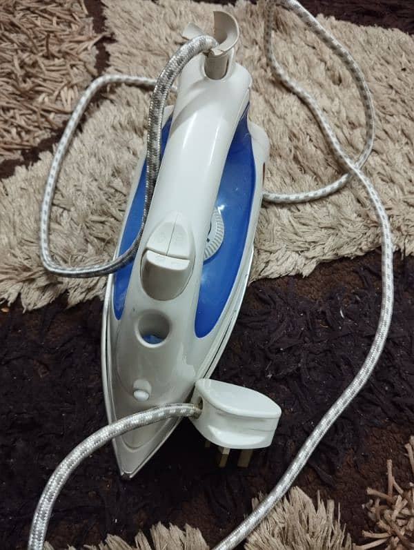 Steam iron prolectrix 1