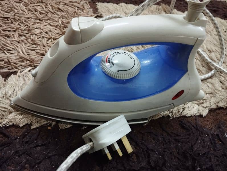 Steam iron prolectrix 3