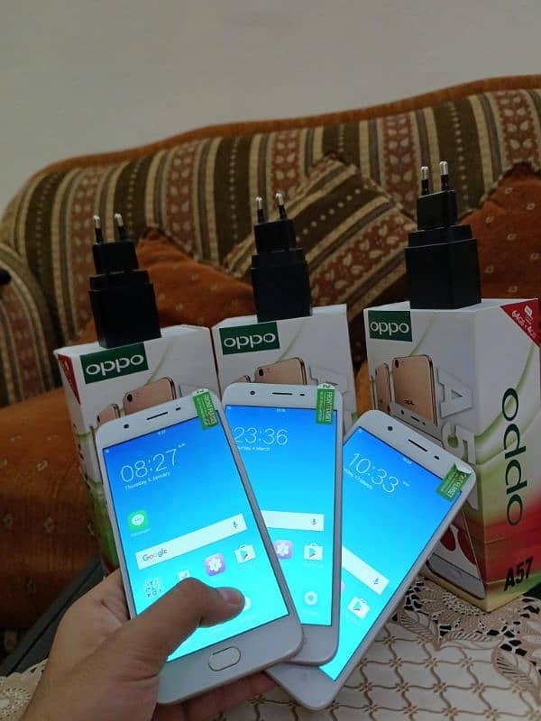 OPPO A57 WITH BOX AND CHARGER/PTA LIFETIME[4/64] 10/10 NEW SETS 5