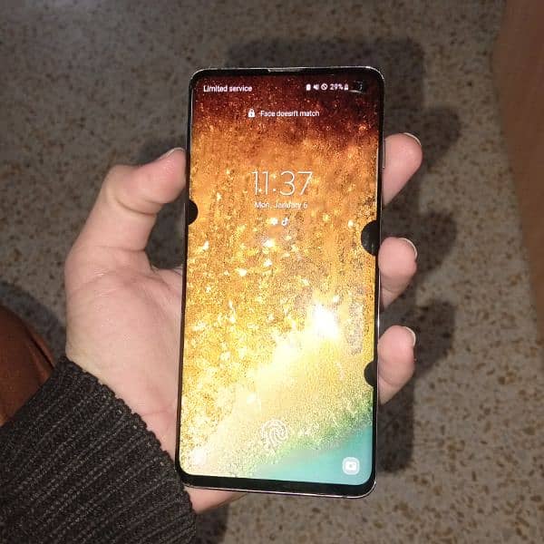 samsung s10 8gb 512gb  Nonpta 0