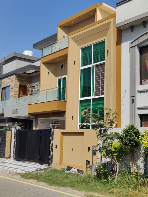 5 Marla Designer House For Sale In Dream Gardens Lahore 3