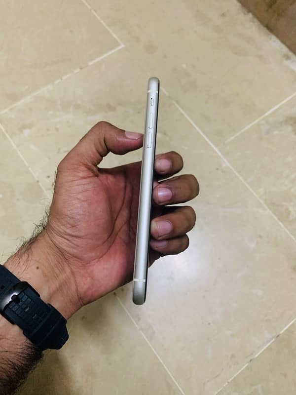 iPhone 11 pta approved 5