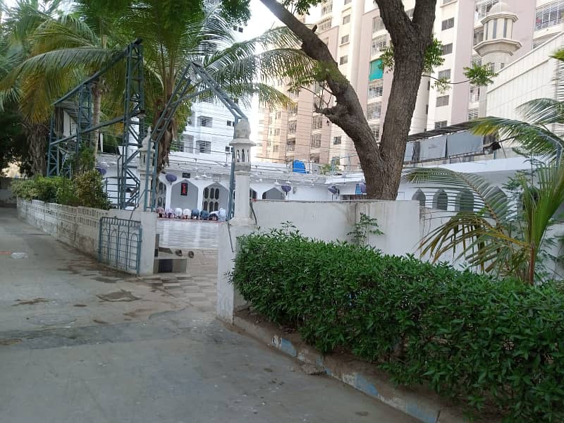 FLAT FOR SALE IN GULSHAN-E-IQBAL, MAYMAR PLAZA 15