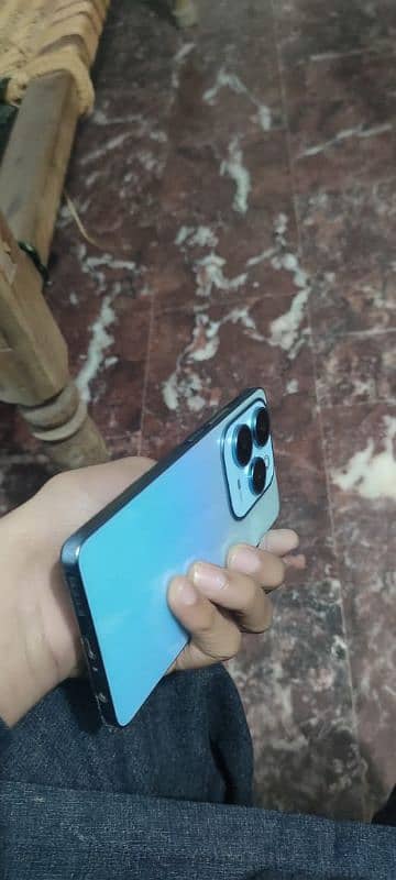 Infinix hot 40 pro 10/10 condition only box open Good condition 4