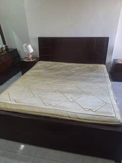 Bed set for sale