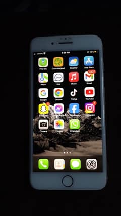 Iphone 7 Plus Selver Collar 128 GB 100Battry Health veryGood condition