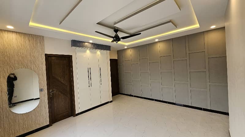 Ideal House Is Available For sale In Islamabad 13