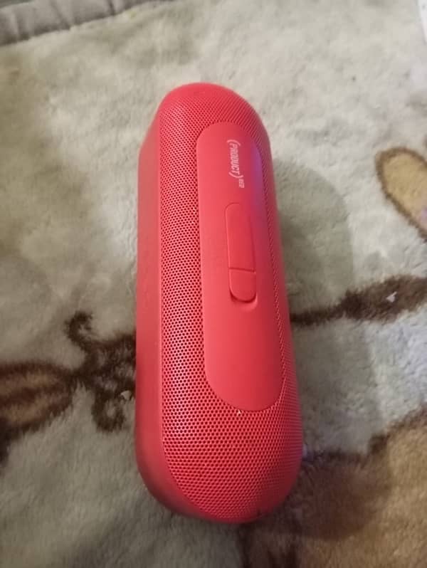 Beat pill +  Bluetooth Speaker 3