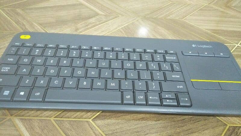 logitech K400 plus 3