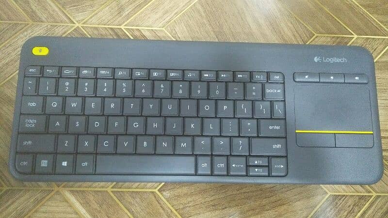 logitech K400 plus 6