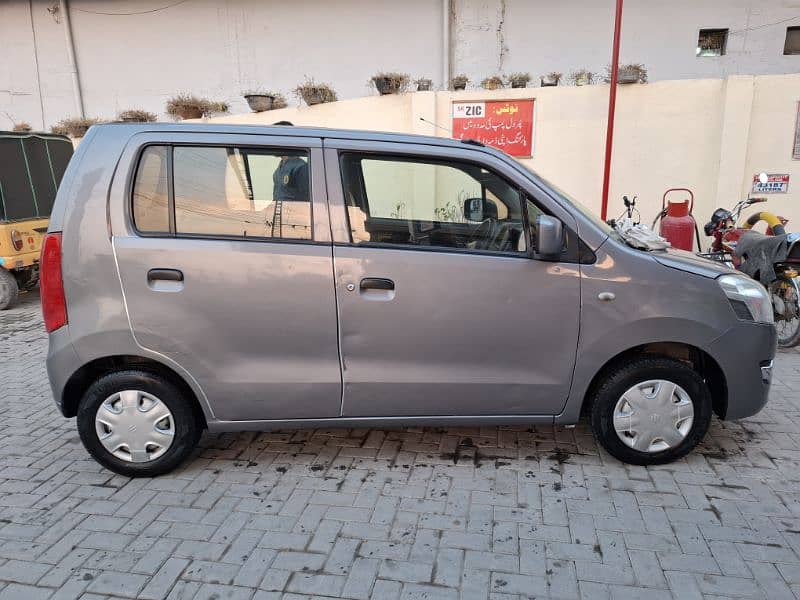 Suzuki Wagon R 2014 4