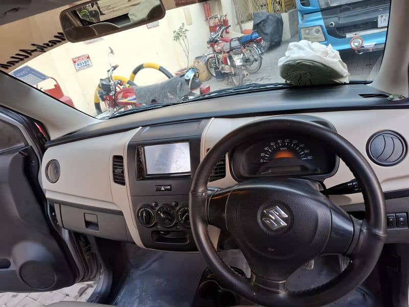 Suzuki Wagon R 2014 6