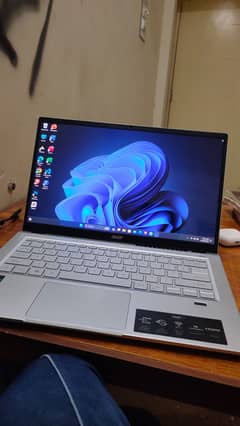 Acer swift 3 Intel Core  i5-1135G7 Gen