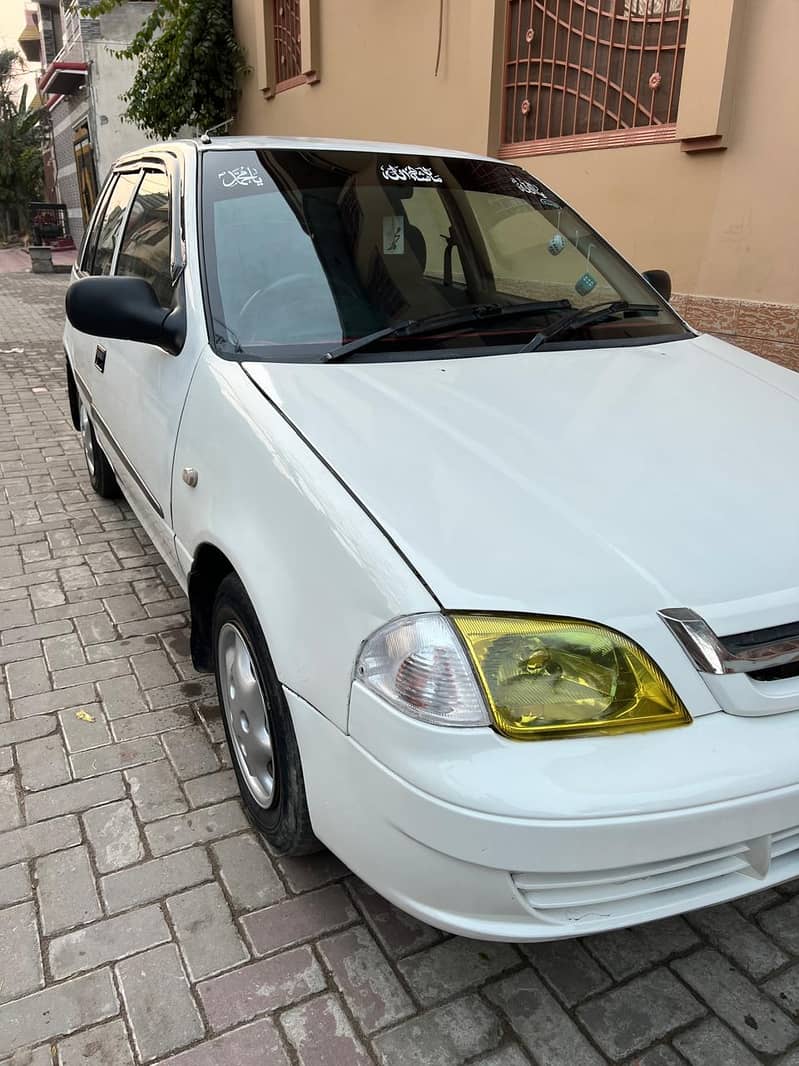 Suzuki Cultus 2012 3