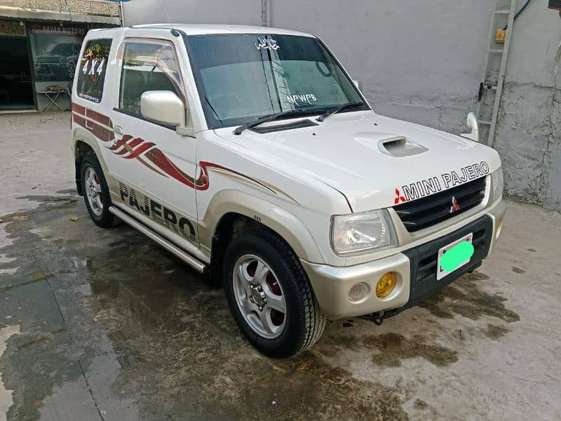 Mitsubishi mini pajero in amazing condition 660cc  turbo manual 4/4 14