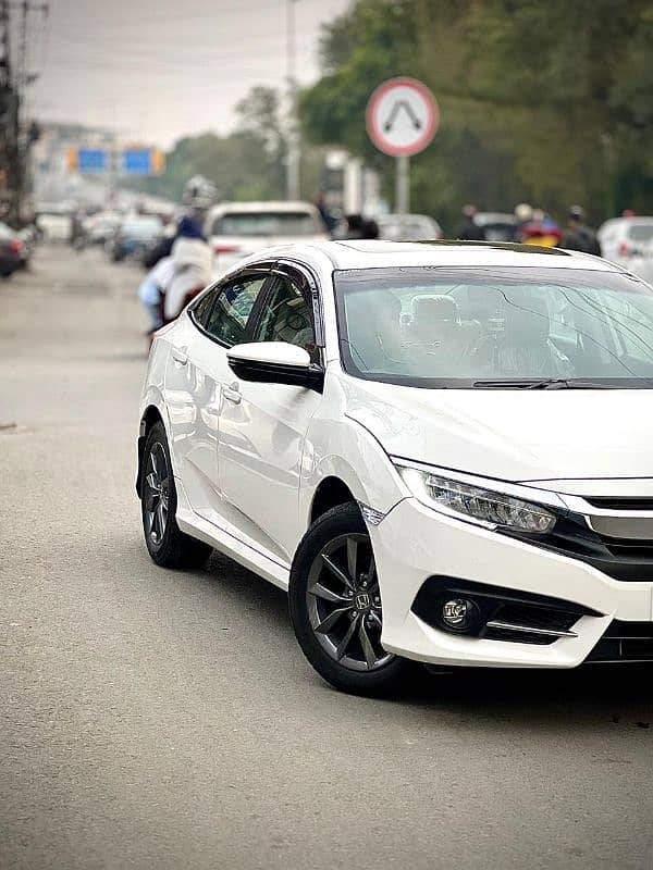 Honda Civic VTi Oriel Prosmatec 2021 1