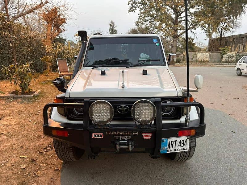 Toyota Land Cruiser 1991 0