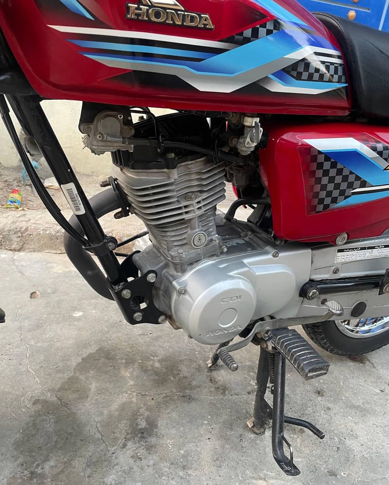 Honda CG 125 2024 13