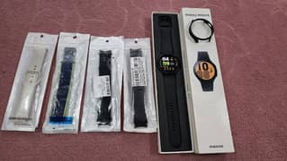 galaxy watch 4 (44mm) with orignal box and charger