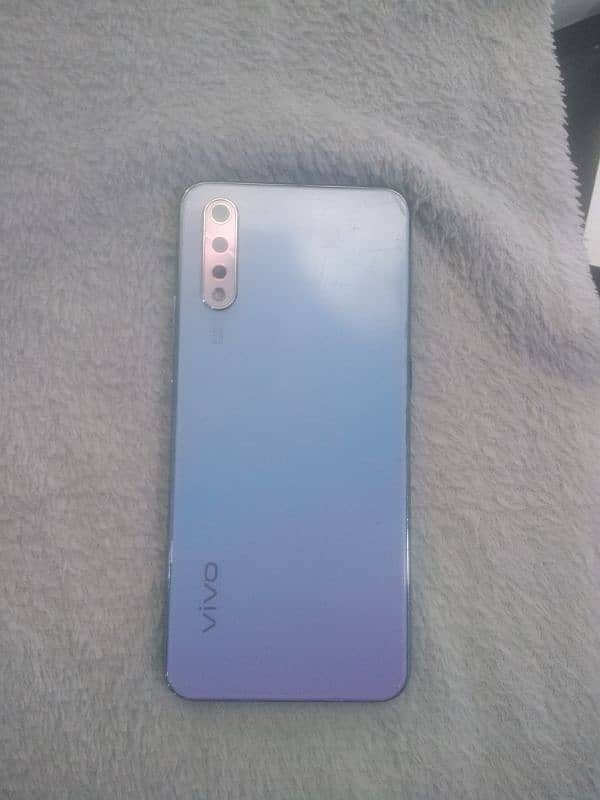 vivo S1 0