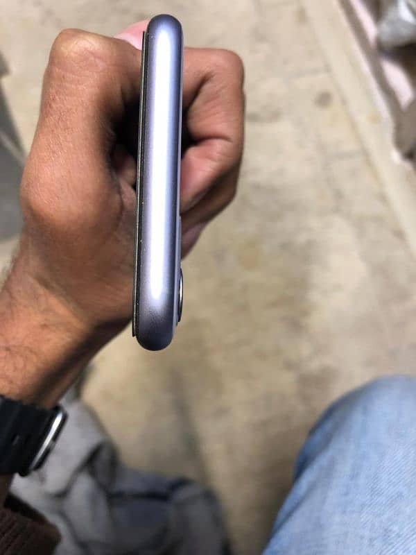 iphone 11 64gb non pta purple color full 100% original 3