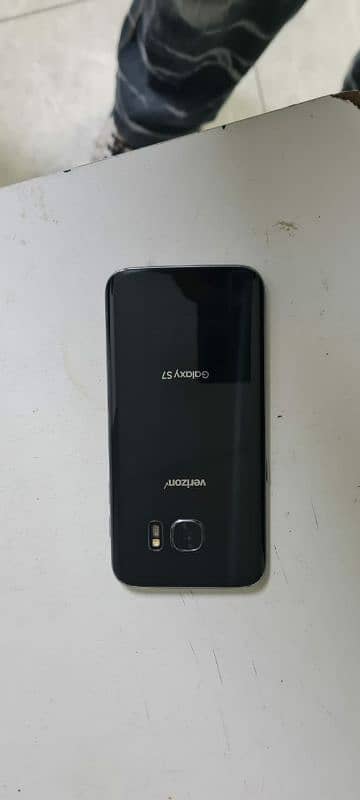 Samsung galaxy s7 4/32 just like new 6