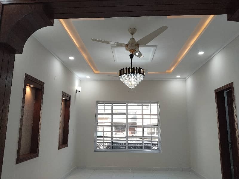 10 Marla Brand New House For Sale 5 Bedroom Attach Bathroom 2 Kitchen 1 DRAWING Room 1 Service Quarter 2 Car Space And Construction And Builders Mian Associates 29