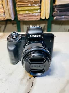 CANON M50 MARK 2