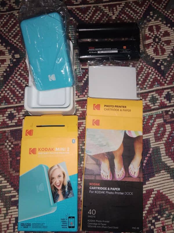 Kodak mini 2 instant Photo printer 2