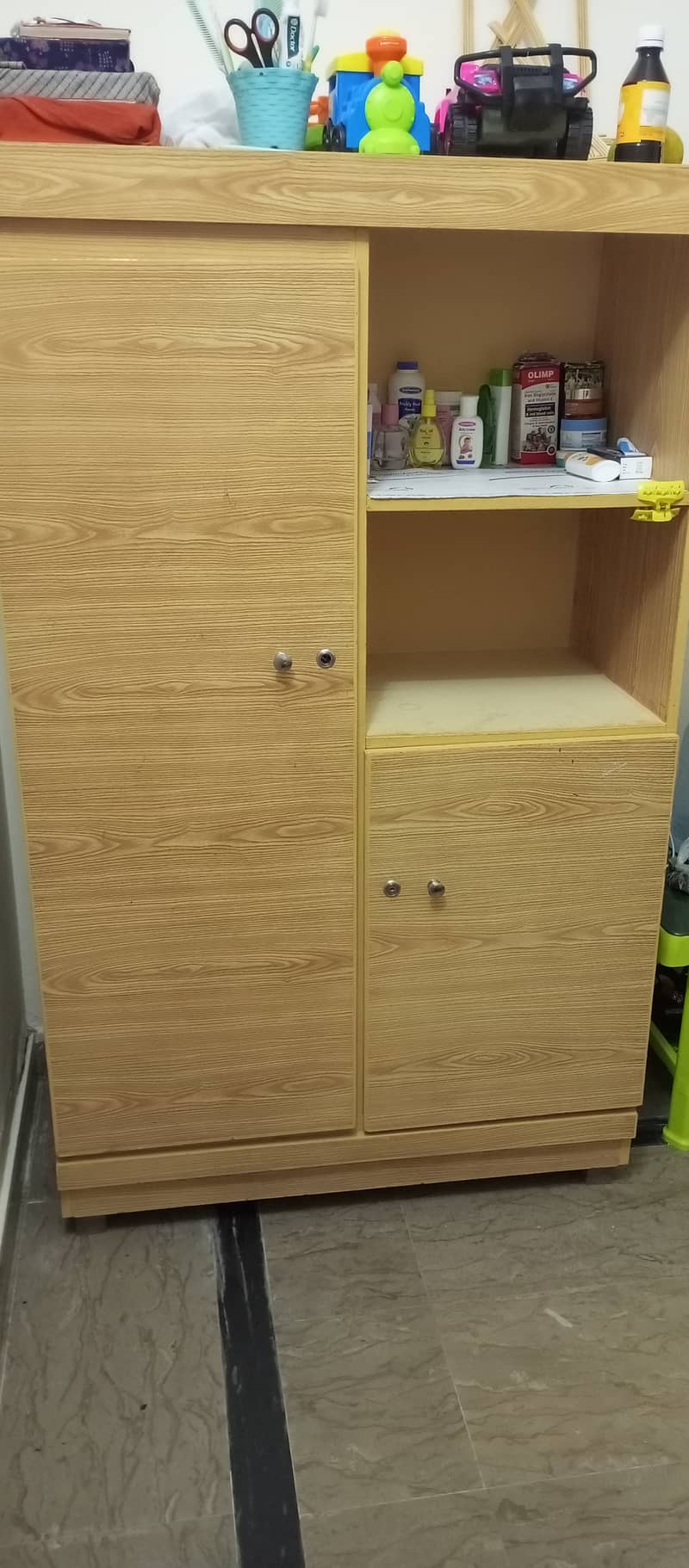 Children cupboard 0