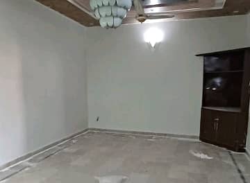 3200 Square Feet House For rent In G-15 5