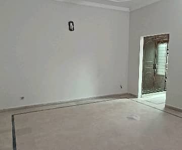 3200 Square Feet House For rent In G-15 18