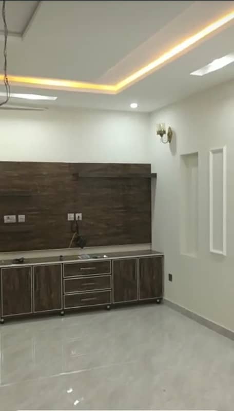 10marla upper portion available for rent in LDA avenue 2