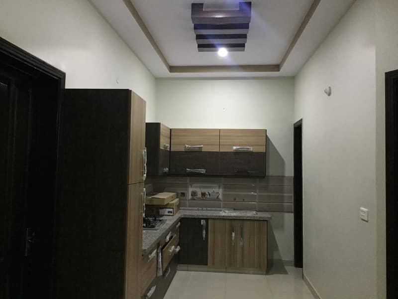 Renovated 400 sq Yard house for sale Gulshan e iqbal karachi sindh 10