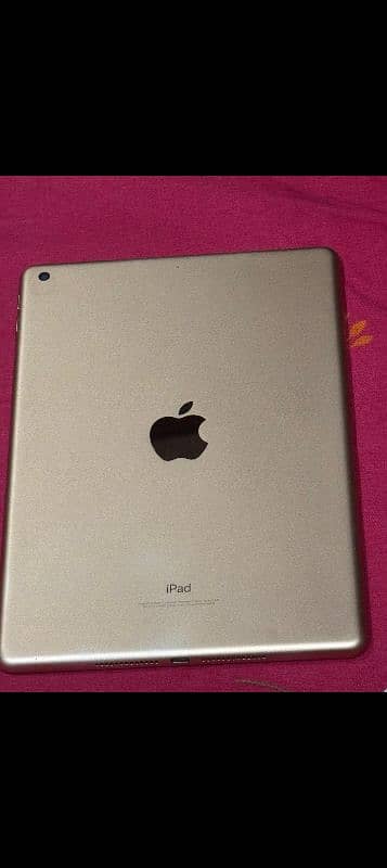 Apple I pad 6 4